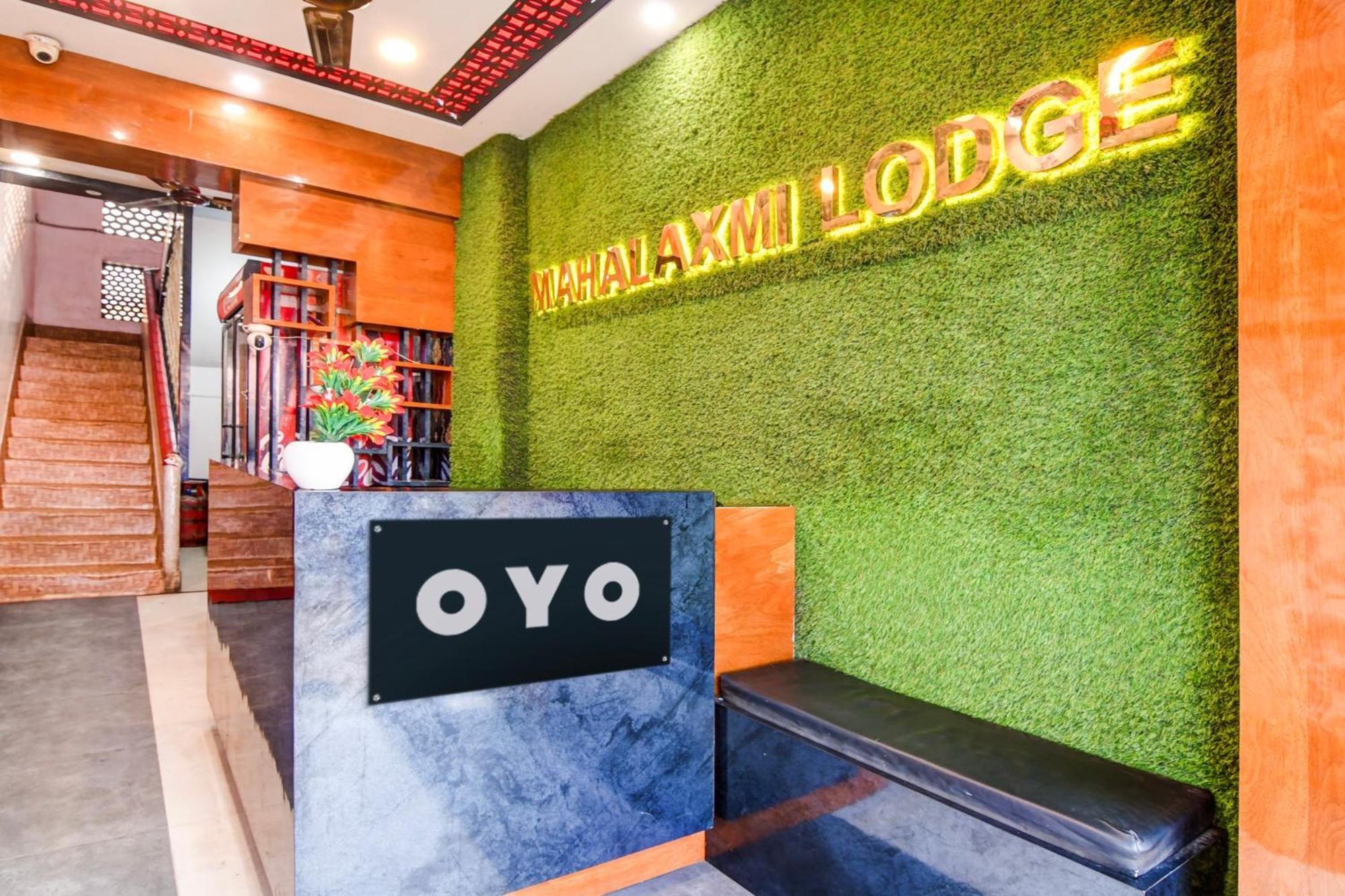 Hotel O Mahalaxmi Lodge Urāli Esterno foto